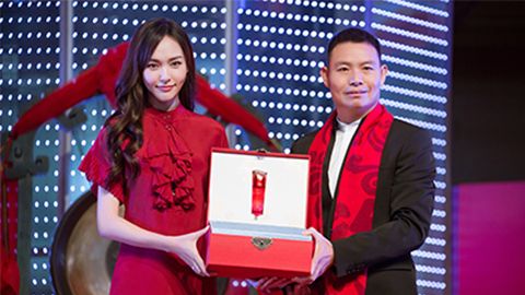 中国美正当红，PG贵宾厅A股上市，引领新时代